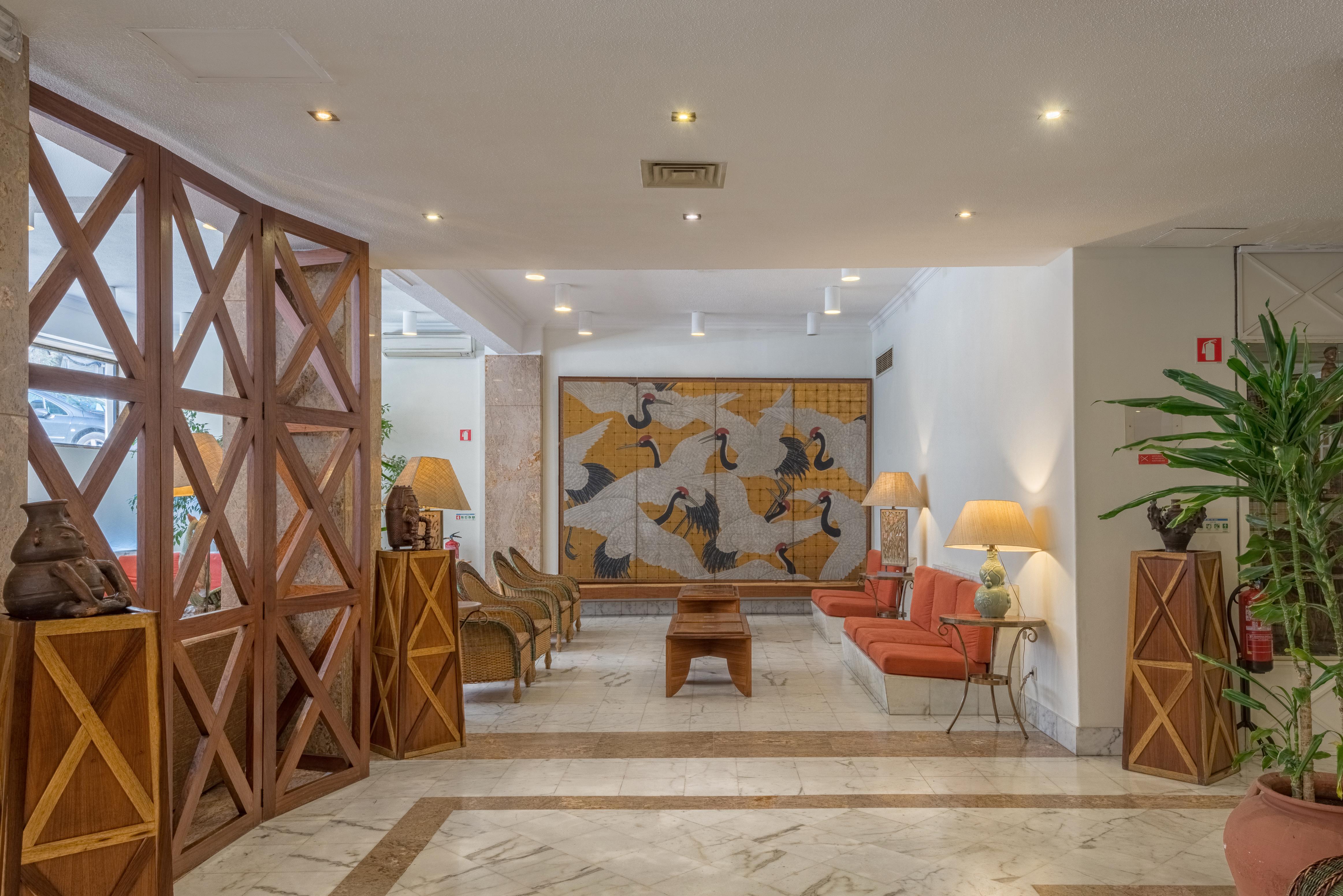 Holiday Inn Express & Suites Lisbon - Principe Real By Ihg Екстериор снимка