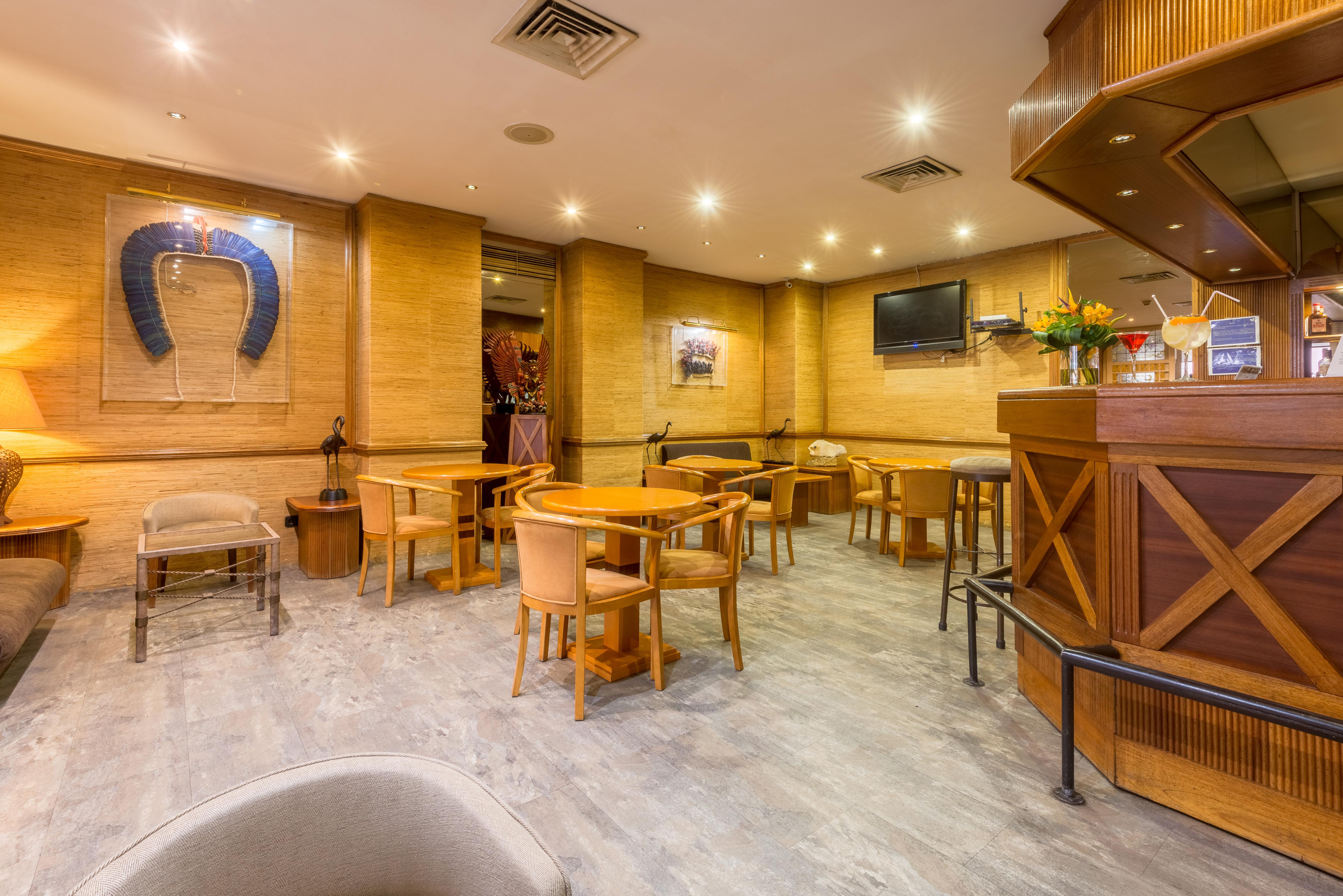 Holiday Inn Express & Suites Lisbon - Principe Real By Ihg Екстериор снимка