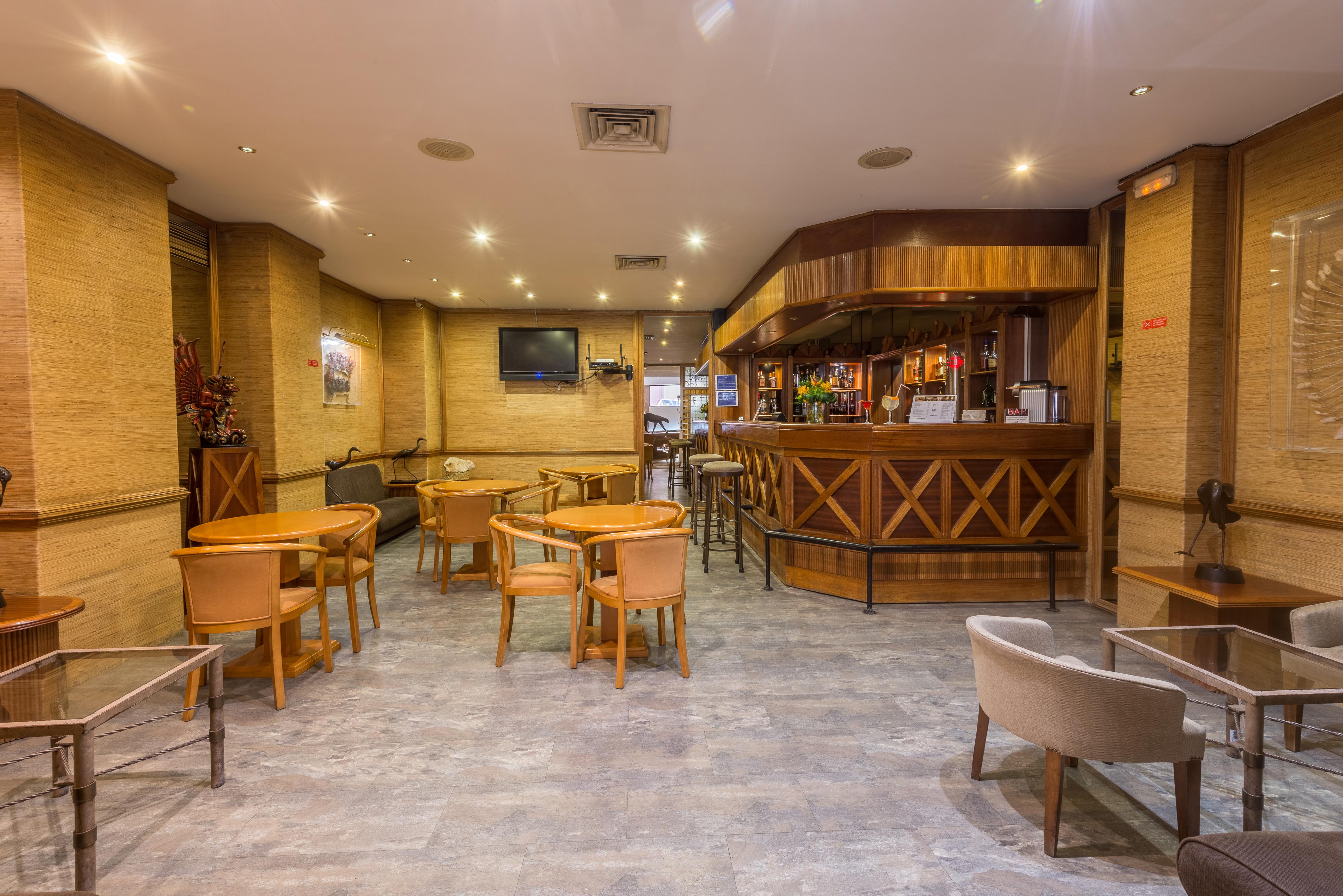 Holiday Inn Express & Suites Lisbon - Principe Real By Ihg Екстериор снимка