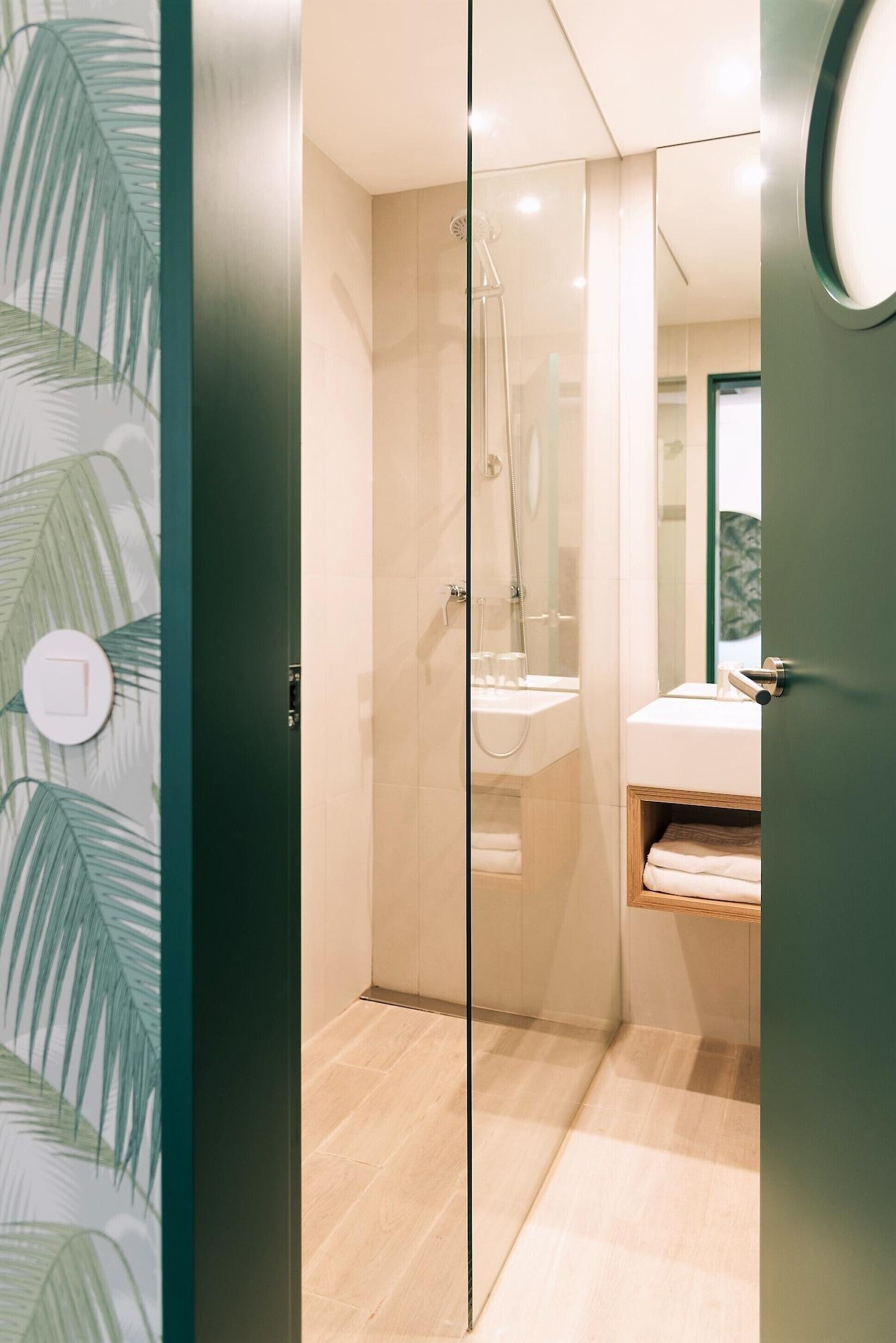 Holiday Inn Express & Suites Lisbon - Principe Real By Ihg Екстериор снимка
