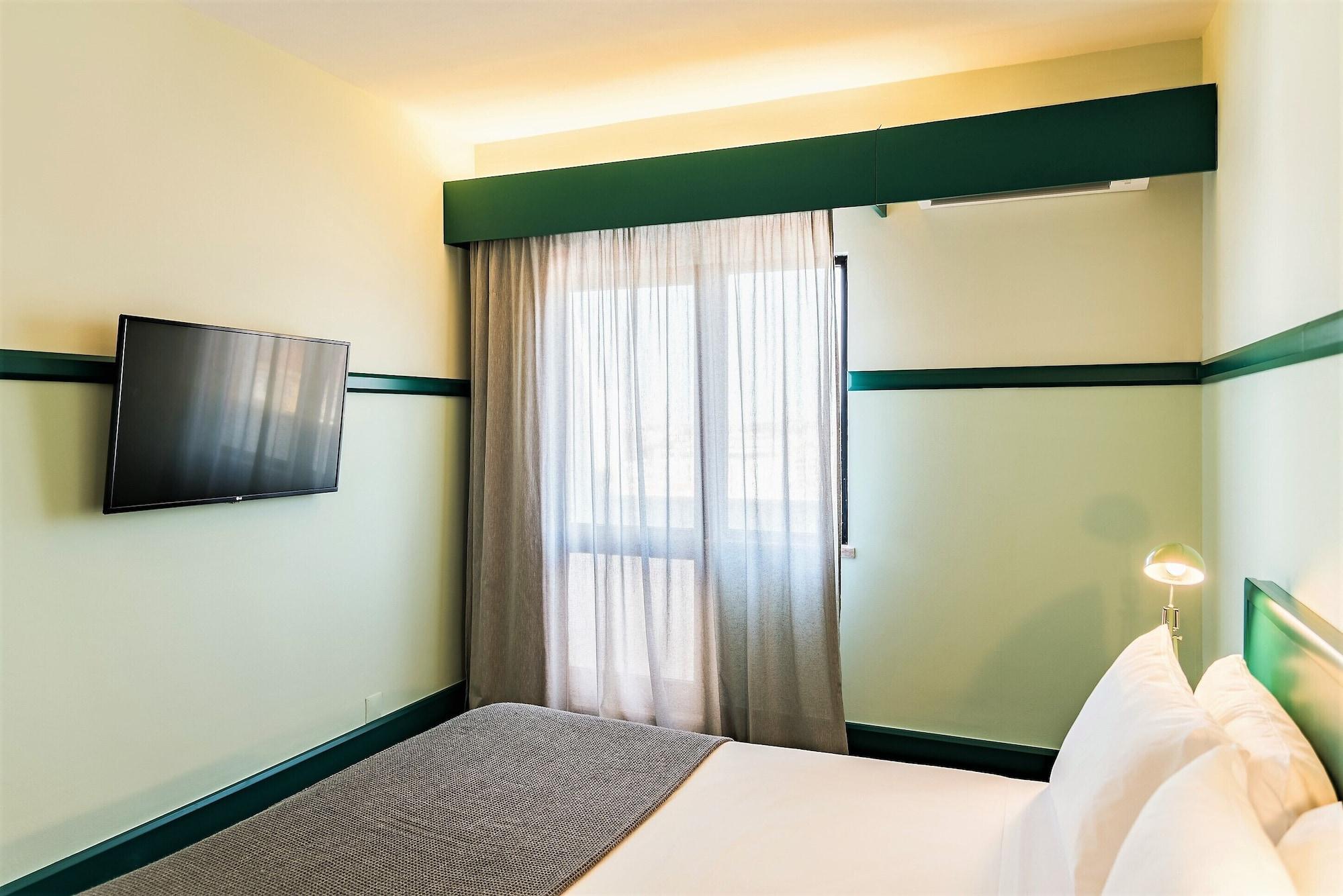 Holiday Inn Express & Suites Lisbon - Principe Real By Ihg Екстериор снимка